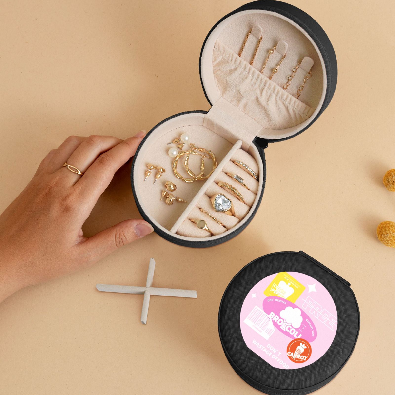 Round Leather Jewelry Box